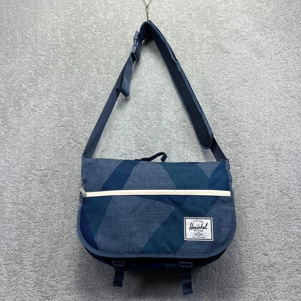 Herschel Supply Co Messenger Bag Blue Geometric Laptop Crossbody School Travel